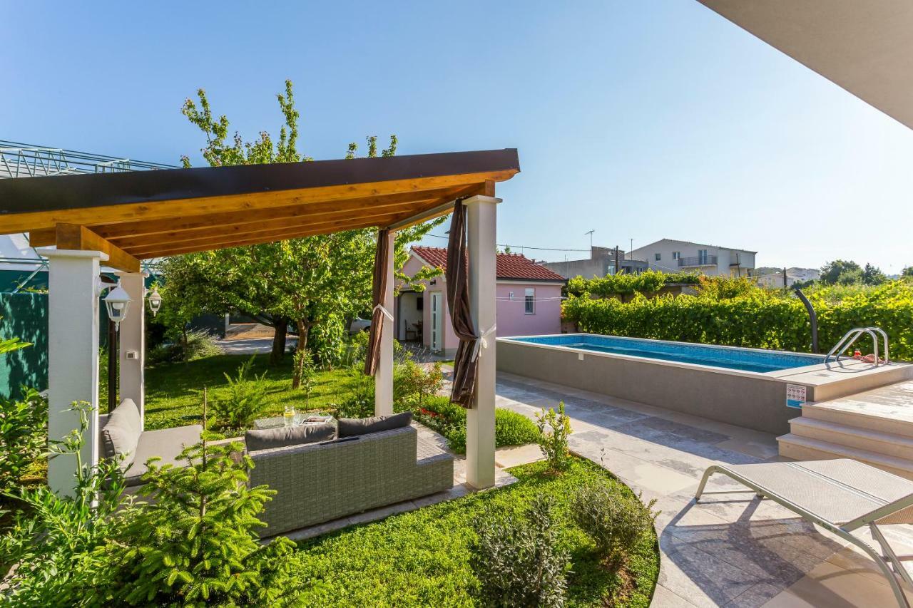 Villa Sweet Home Marija With Heated Pool Split Exterior foto