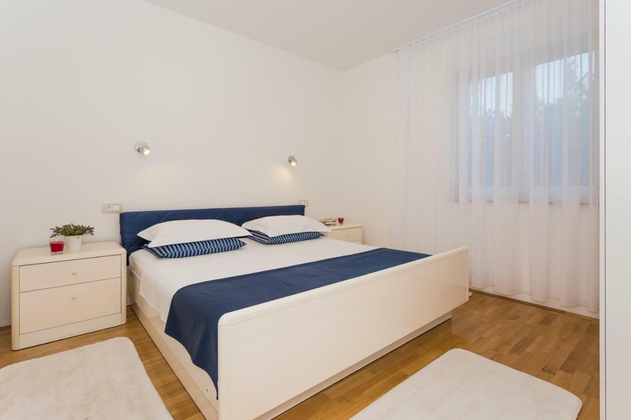 Villa Sweet Home Marija With Heated Pool Split Exterior foto